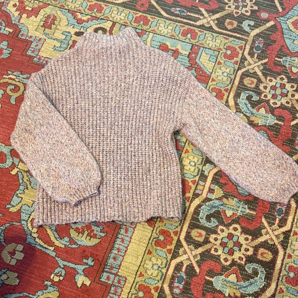 Elegant Heathered Women's Turtleneck Sweater